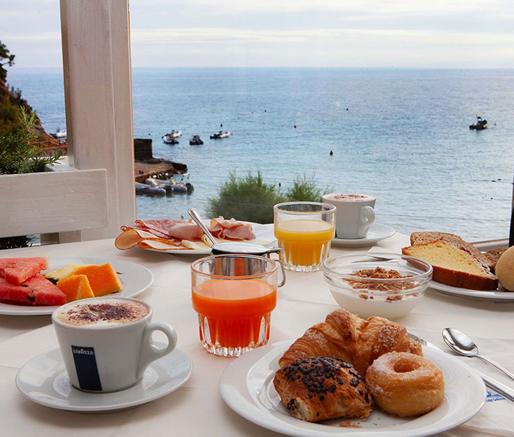 Colazione vista mare